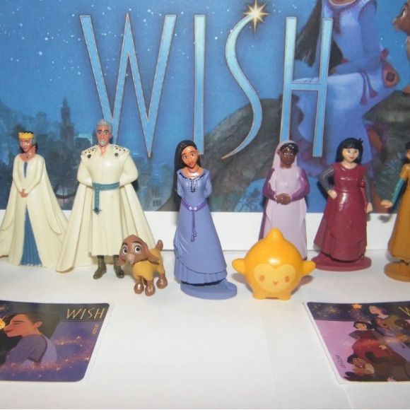 Wish Movie Deluxe Figure Set of 12 Toy Kit with 10 Figures - Picture 2 of 7
